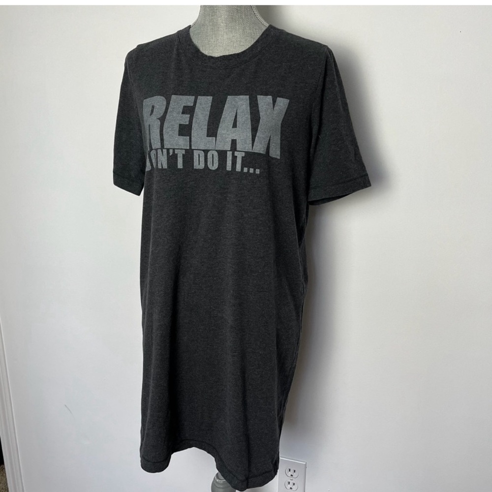 Paper Label 'Relax' Graphic Tee